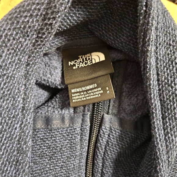 The North Face Men's Half Zip Sweater Size S/ P - Picture 14 of 14